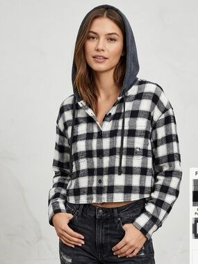 American Eagle Black and White Plaid Hooded Shirt